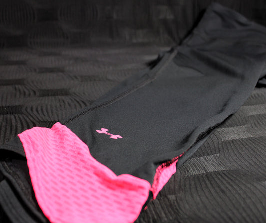 Under Armour brand black and hot pink Cold Gear compression athletic pants small