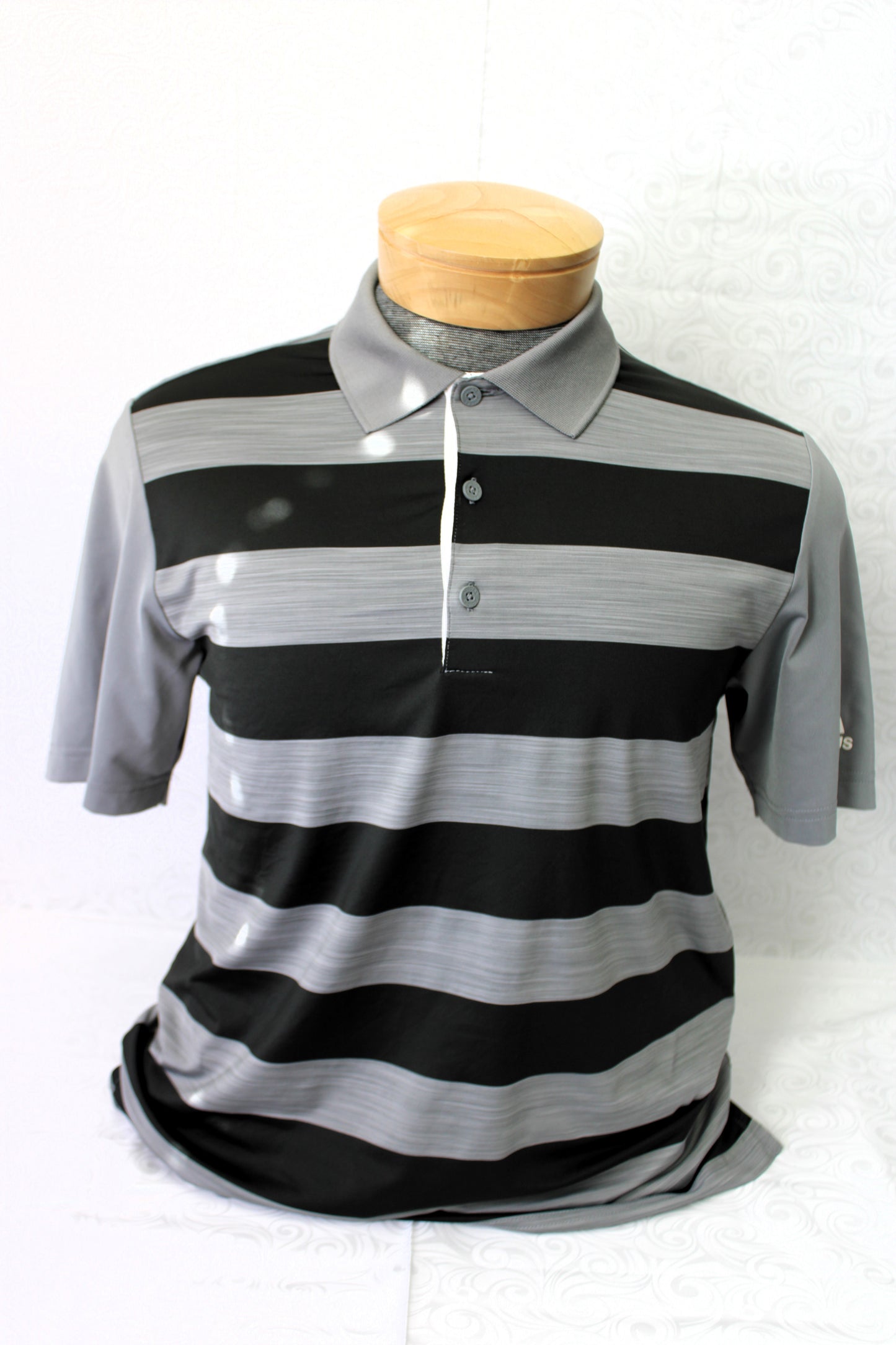 ADIDAS Men's Grey and Black Golf Polo Size Small