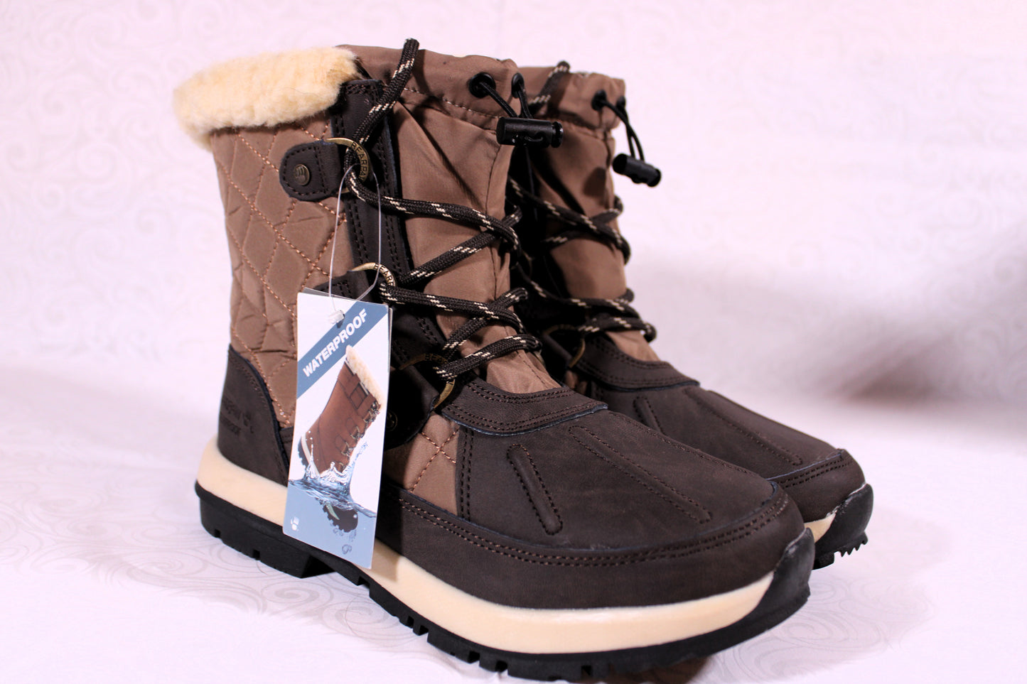 BEARPAW Women's Bethany Snow Boot Size 7