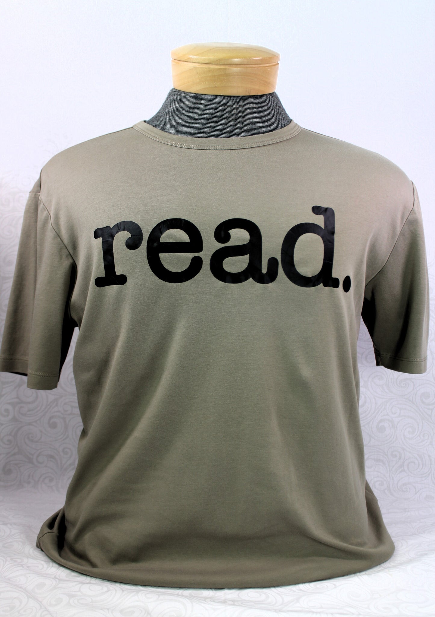 Simply Read: Minimalist Statement Tee