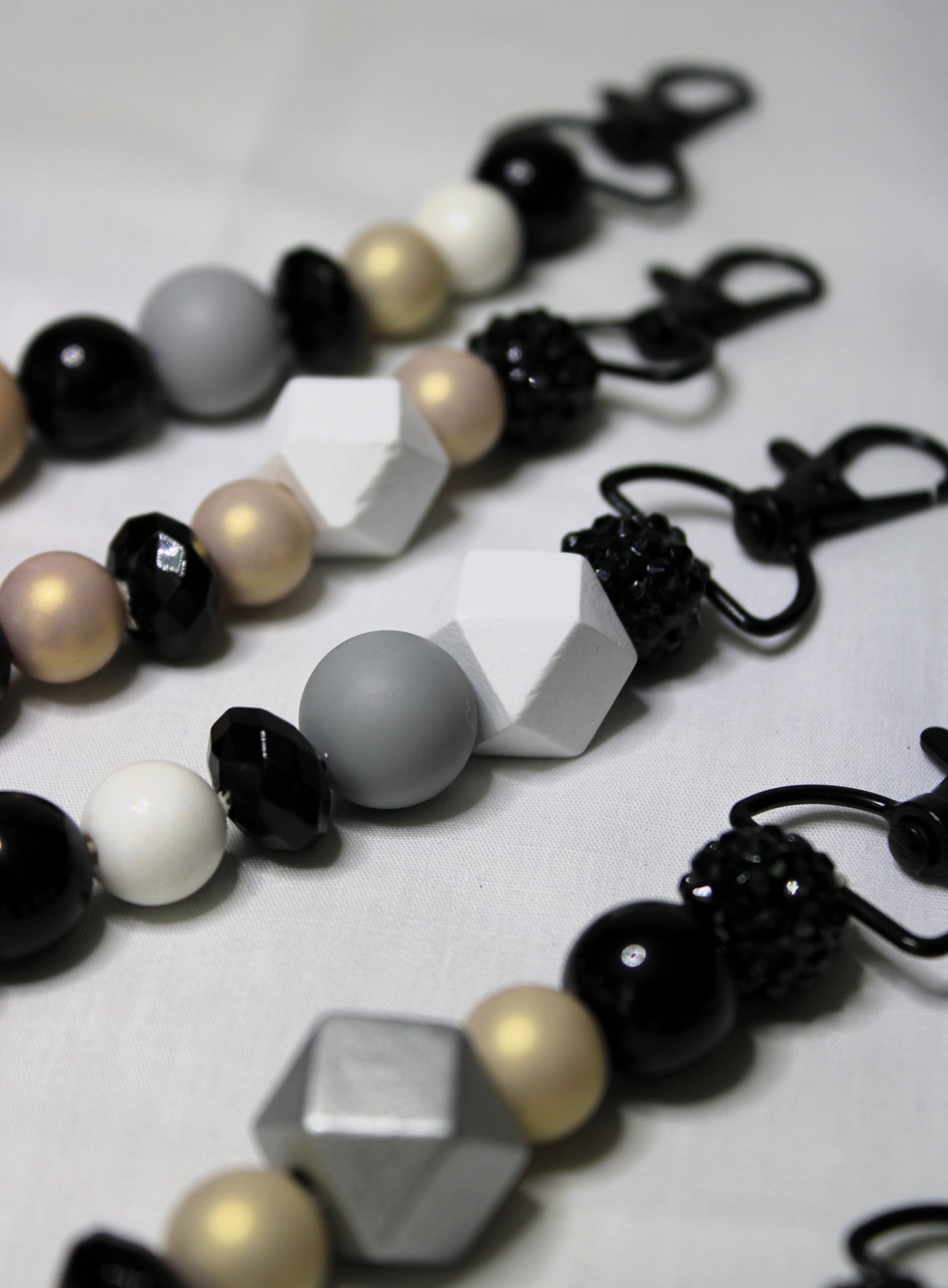 Straight Beaded Keychain Black/White/Tan Geometric